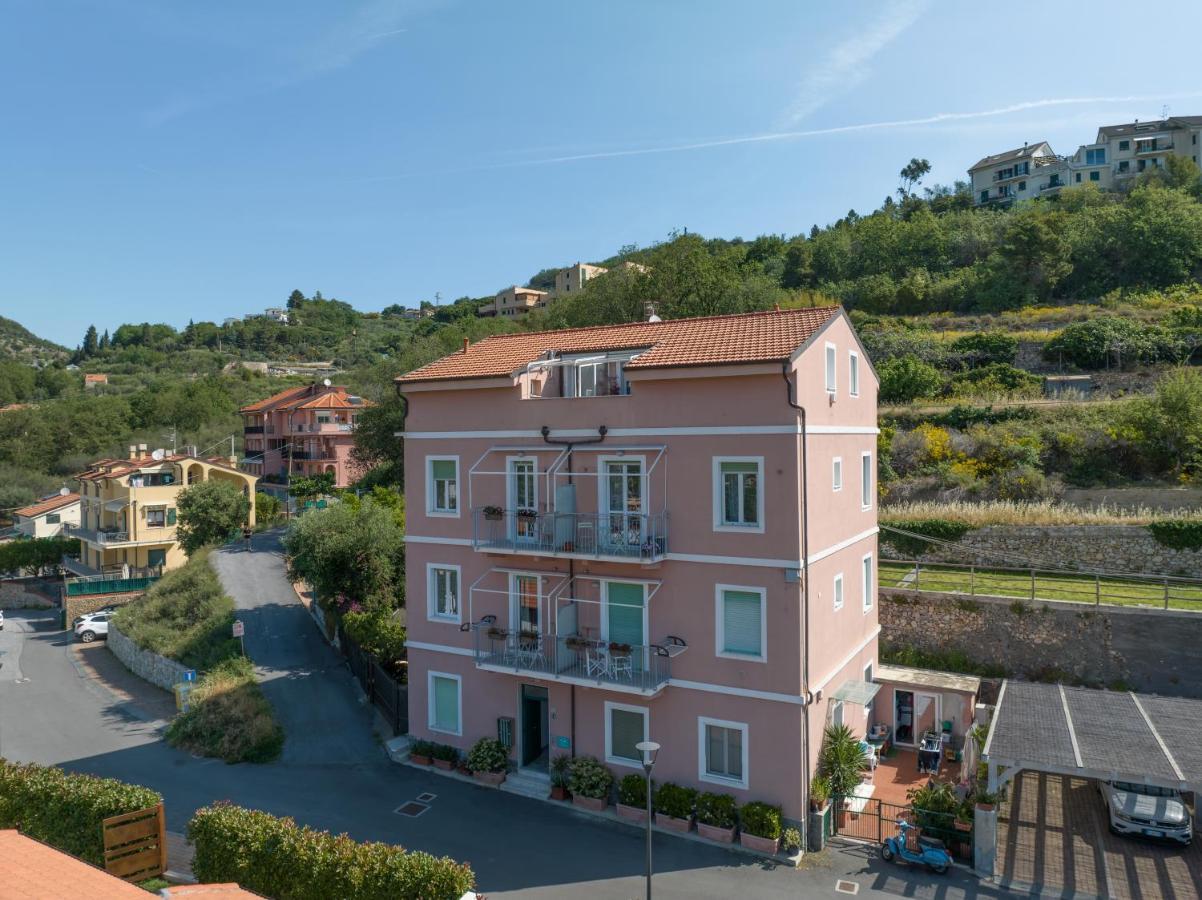 Appartamento Melograno "A Casa Felice" Pietra Ligure Εξωτερικό φωτογραφία
